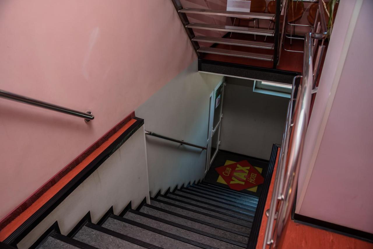 Hotel Yax Cimpeni Luaran gambar