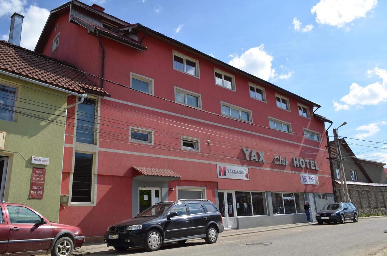 Hotel Yax Cimpeni Luaran gambar